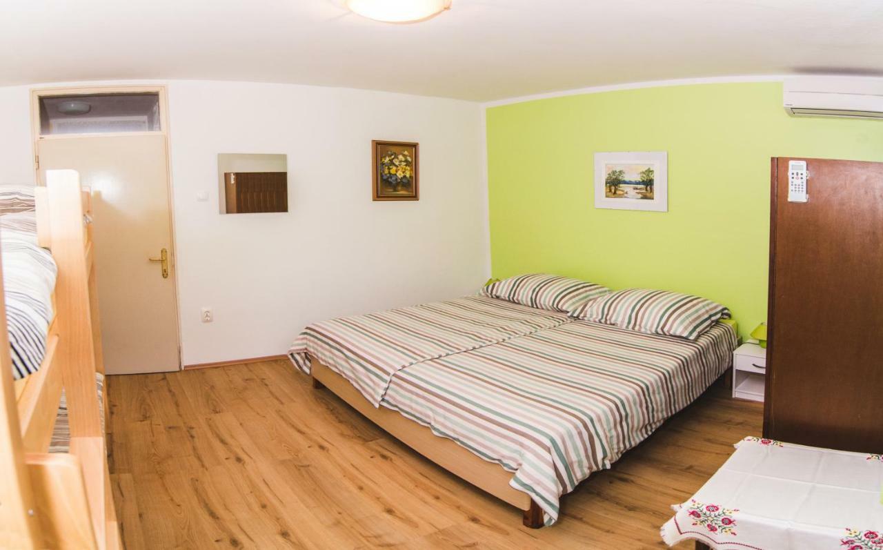 Apartma Soncek Бовец Экстерьер фото